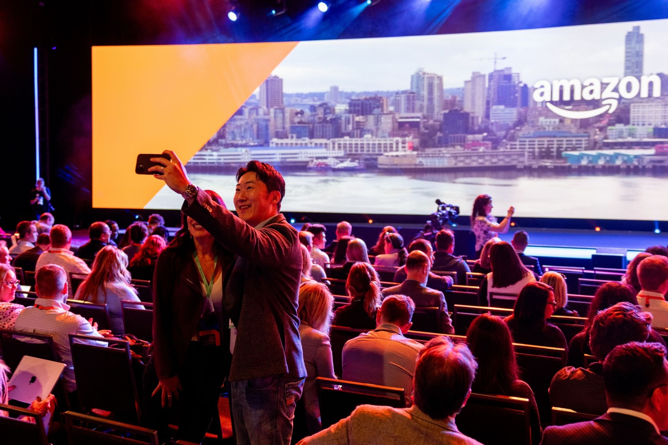 Amazon Business Reshape attendees take a selfie