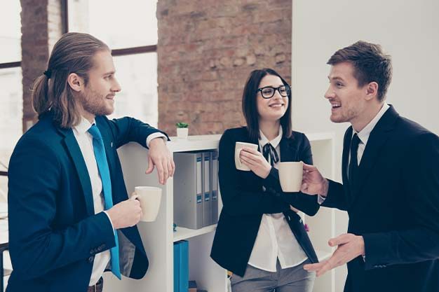 What are the pros and cons of a Hybrid Work Model?